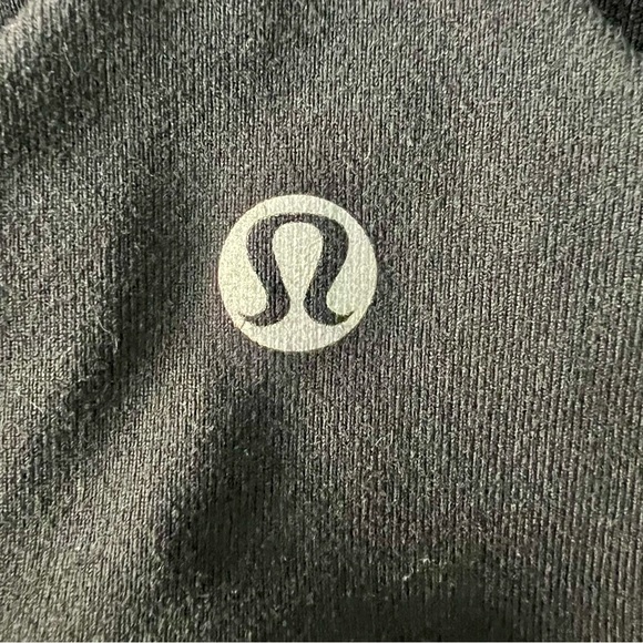 Lululemon xs black tank top - Picture 4 of 4